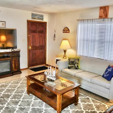 Downtown Duplex A Amazing Location Villa